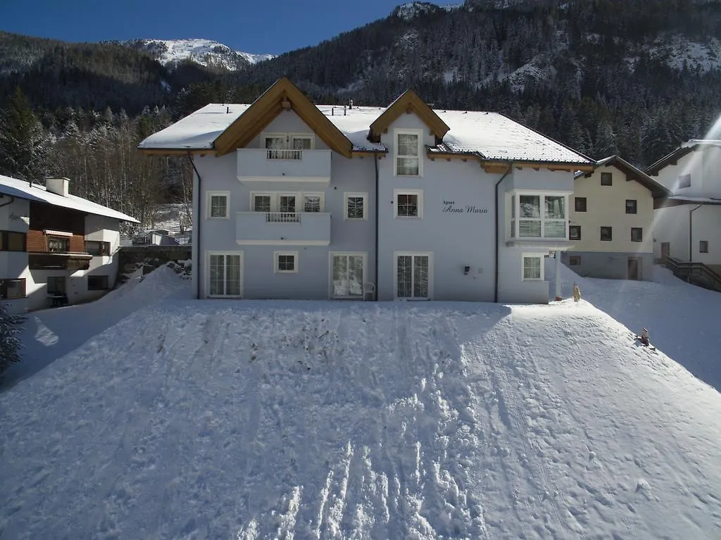 Apart Anna-Maria Ischgl